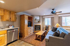 Red Wolf Lodge at Olympic Valley