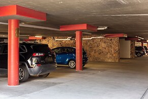 Red Wolf Lodge at Olympic Valley