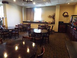 Quality Suites Atlanta Airport East