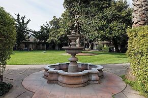 Inn Marin and Suites, Ascend Hotel Collection