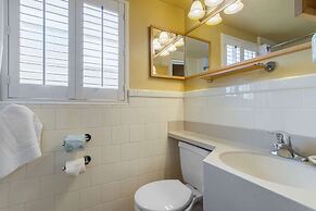 Inn Marin and Suites, Ascend Hotel Collection