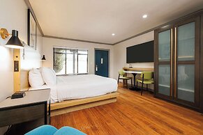 Inn Marin and Suites, Ascend Hotel Collection