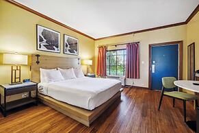 Inn Marin and Suites, Ascend Hotel Collection