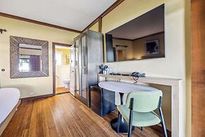 Inn Marin and Suites, Ascend Hotel Collection