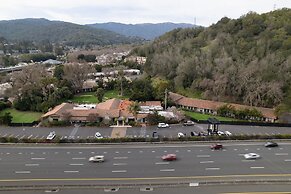 Inn Marin and Suites, Ascend Hotel Collection