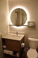 Clarion Hotel Portland Airport