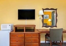 Days Inn by Wyndham Jacksonville