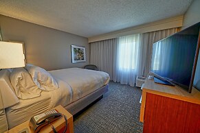 Courtyard By Marriott Bentonville