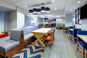 Hampton Inn Denver-International Airport