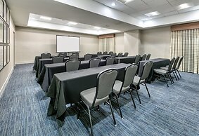 Holiday Inn Express Hotel & Suites DFW Airport South by IHG