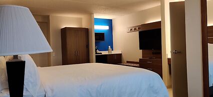 Holiday Inn Express Hotel & Suites DFW Airport South by IHG
