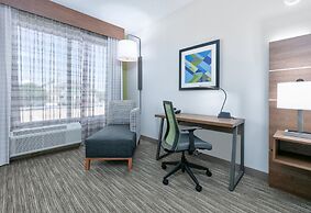 Holiday Inn Express Hotel & Suites DFW Airport South by IHG