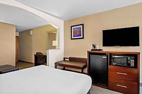 Quality Suites Irving-Las Colinas