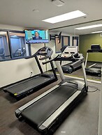 Spark by Hilton Denver East I 70