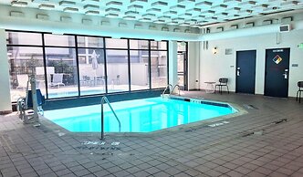 Spark by Hilton Denver East I 70