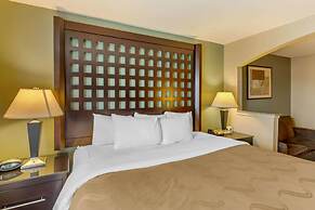 Quality Suites Sherman