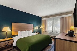Quality Inn Denver Northeast Brighton