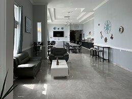 BayVue Hotel, Resort and Suites