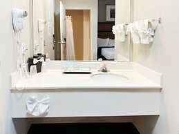 BayVue Hotel, Resort and Suites