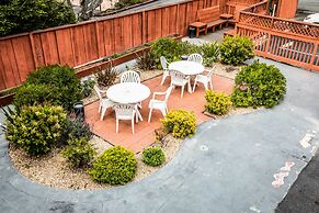 Pelican Inn Monterey