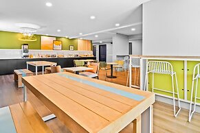 Spark by Hilton Modesto