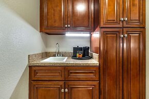 Best Western John Muir Inn