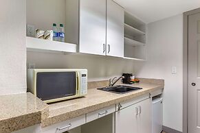 Windmill Suites Surprise - Phoenix, Ascend Hotel Collection