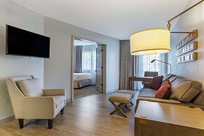 Windmill Suites Surprise - Phoenix, Ascend Hotel Collection
