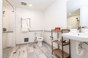 SOMA Park Inn – Civic Center