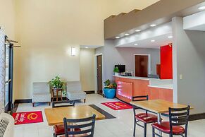 Econo Lodge West - Coors Blvd