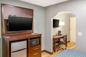 Econo Lodge West - Coors Blvd