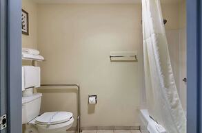 Quality Inn & Suites Silverdale Bangor - Keyport