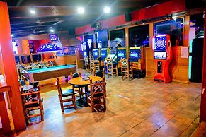 Douglas Inn & Conference Center