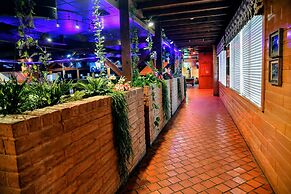 Douglas Inn & Conference Center