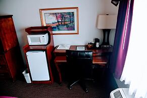 Douglas Inn & Conference Center