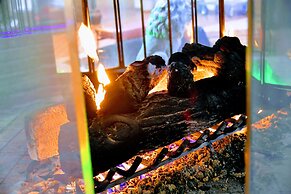 Douglas Inn & Conference Center