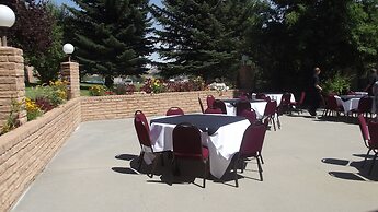 Douglas Inn & Conference Center