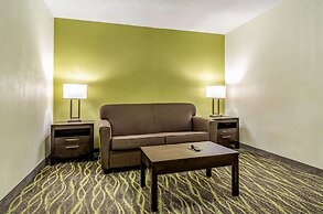 Quality Inn & Suites Creedmor - Butner