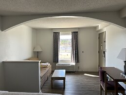 Quality Inn & Suites Decatur - Priceville I-65