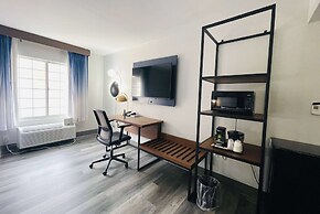 La Quinta Inn & Suites by Wyndham Birmingham Homewood