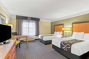La Quinta Inn & Suites by Wyndham Birmingham Homewood