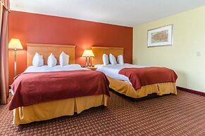 Rodeway Inn & Suites Jacksonville near Camp Lejeune