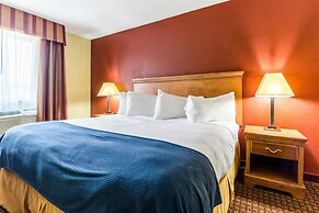 Rodeway Inn & Suites Jacksonville near Camp Lejeune