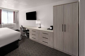 SYLO Hotel Denver Airport, a Ramada by Wyndham