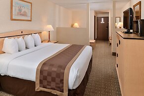SYLO Hotel Denver Airport, a Ramada by Wyndham