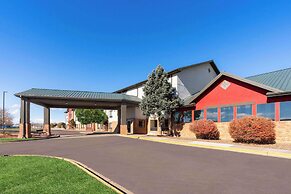 SYLO Hotel Denver Airport, a Ramada by Wyndham