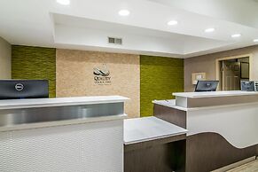 Quality Inn & Suites Near White Sands National Park
