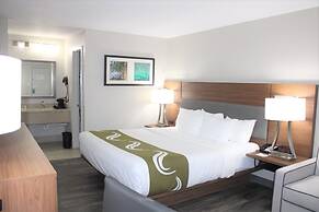 Quality Inn & Suites Near White Sands National Park