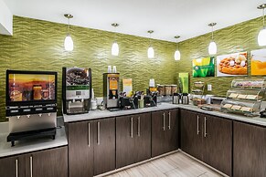 Quality Inn & Suites Near White Sands National Park