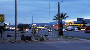 Quality Inn & Suites Near White Sands National Park